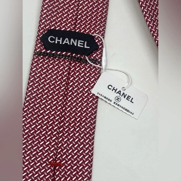 Vintage Chanel Men’s Tie Red Geometric Blue CC Logo Cotton Silk Italy - Picture 5 of 9